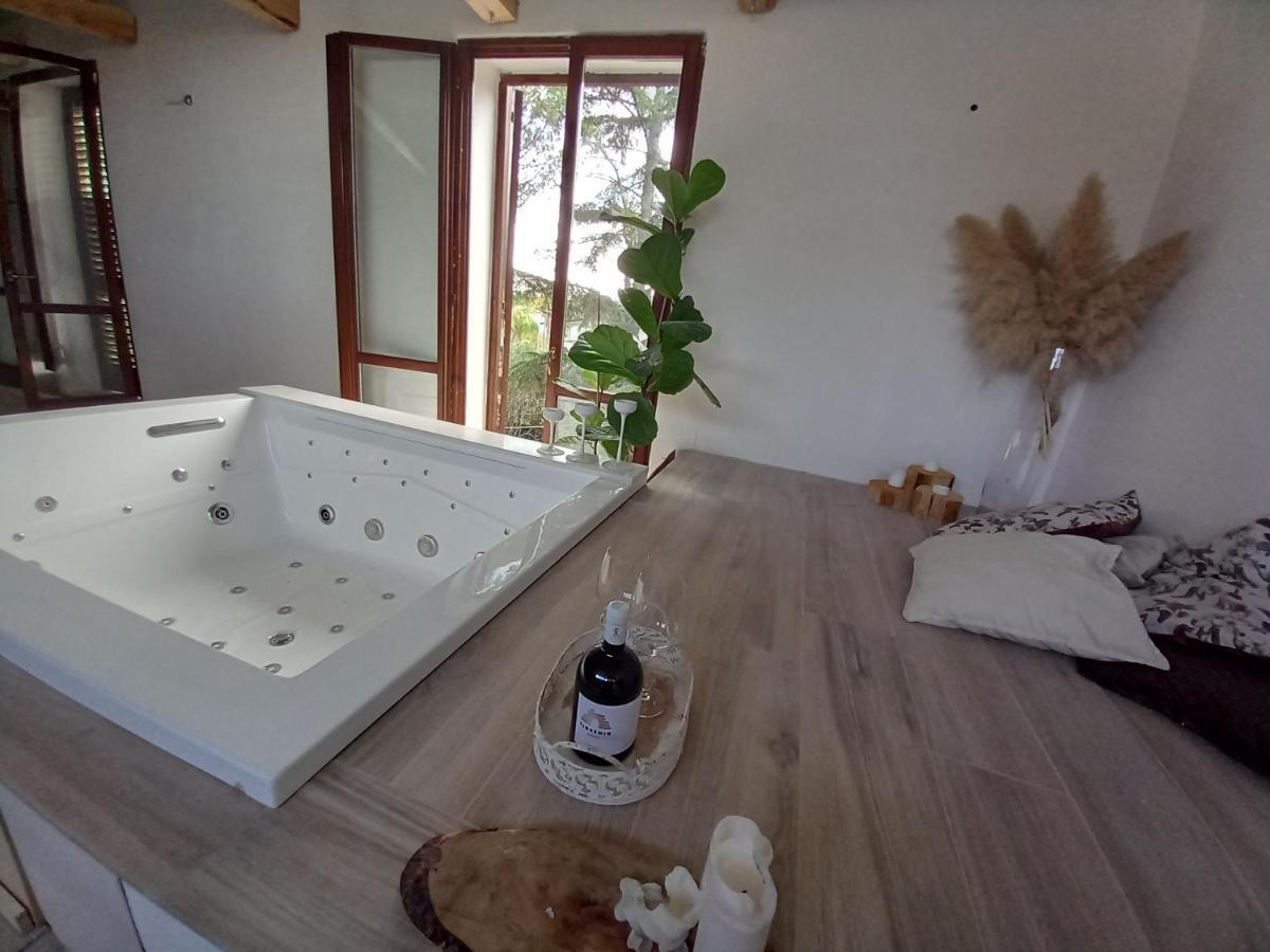 Villa Charme Luxury Latiano Esterno foto